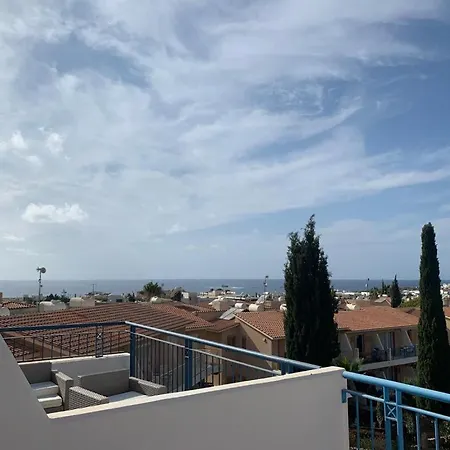 Prázdninový dům Regina Gardens - Spacious 3 Bed, 2 Bath Maisonette *