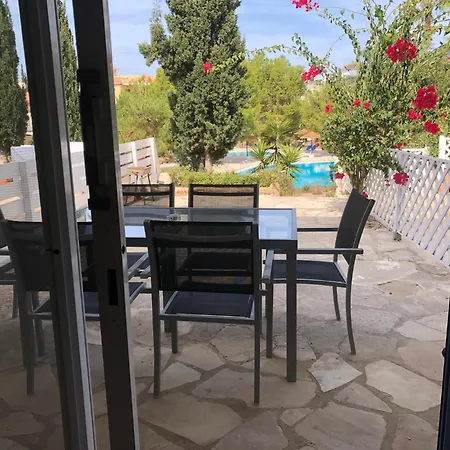 Holiday home Regina Gardens - Spacious 3 Bed, 2 Bath Maisonette